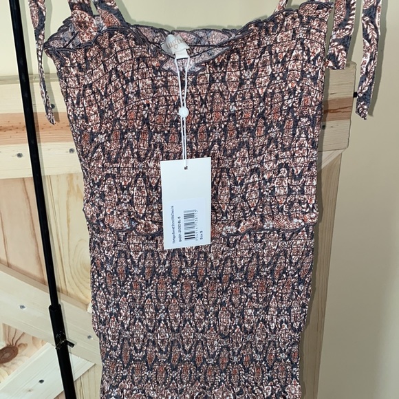 Montague Bennett Shirred Midi Dress
Auguste The Label - Picture 7 of 9